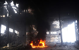 Feuer-zerstörtes-Gebäude-nach-Feuergefecht