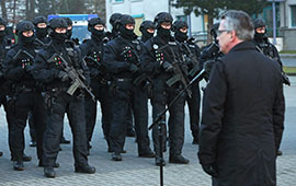 Anti-Terror-Einheit-BFE-Appell-Ansprache-Innenminister-Thomas de-Maizière