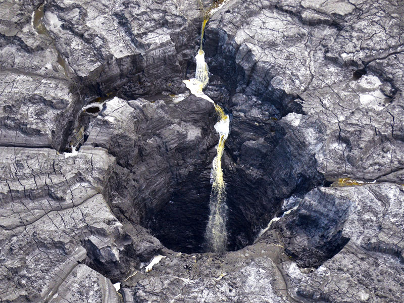 Mosaic-plant-sinkhole