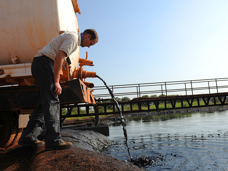 Öl-Verschmutzung-Trinkwasser